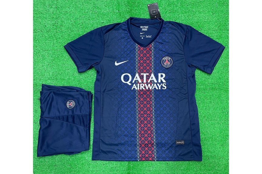 Paris Saint-Germain Home Kit